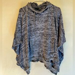 Athleta Poncho size S